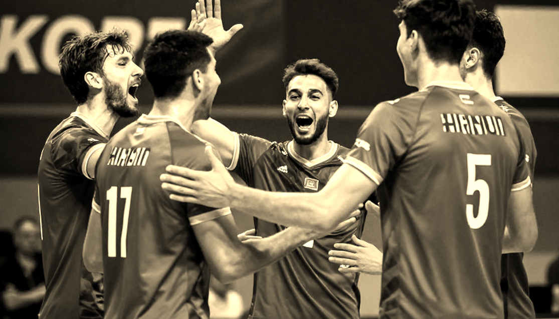 এমবাপের হাঁটু, নতুন কোচের কাগজপত্র, আর একটি রিপোর্টের ভেতরের ফাঁকফোকর