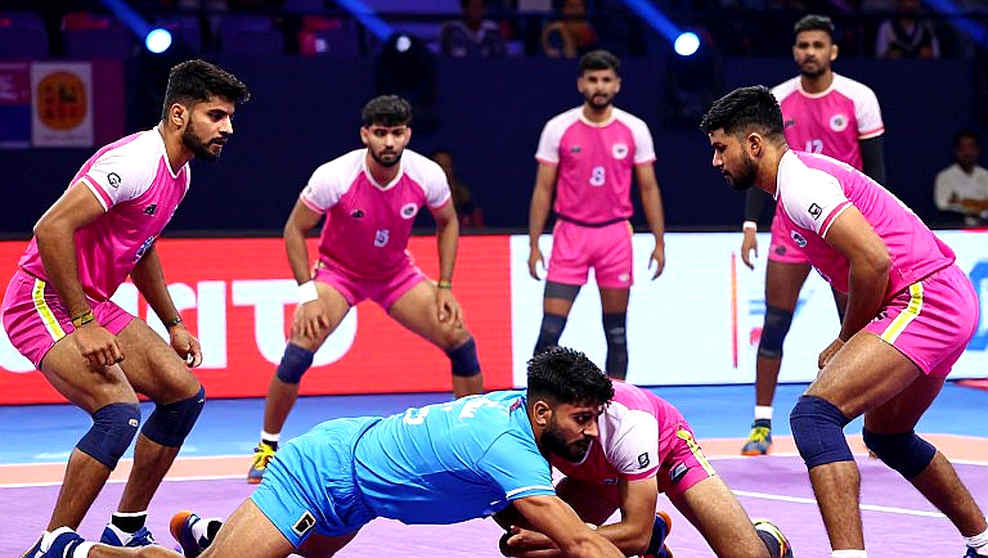 স্টার্টিং সেভেনে নেই পবন সেহরাওয়াত: একটি বেঞ্চ সিদ্ধান্ত, একটি সাবস্টিটিউশন নিয়ম আর একটি যাচাই না-হওয়া তারিখ