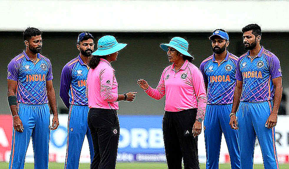 কার্ডিফের করিডর থেকে মিরপুরের ঘড়ি: বাংলাদেশের টুর্নামেন্ট-চেজে ফাটলটা মাঝের ওভারেই