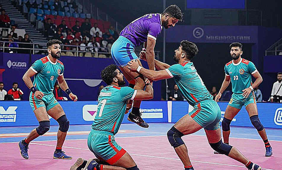 ভারতের ২৬.৭ গড় মার্জিন আসলে 'অল আউট' নিয়মের পাটিগণিত, দুর্বল প্রতিপক্ষের স্কোরবোর্ড